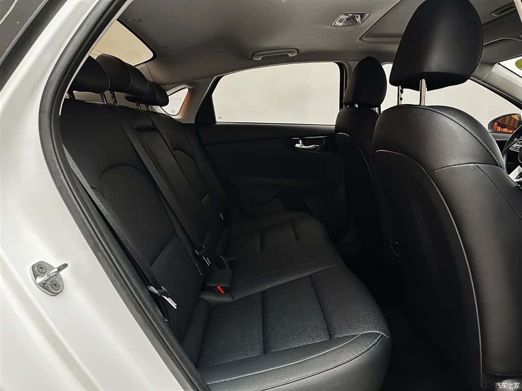 Kia K3, 2021 14