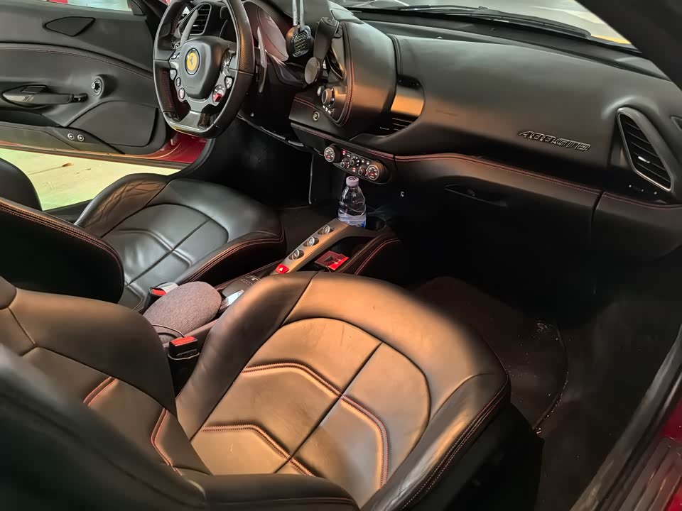Ferrari 488