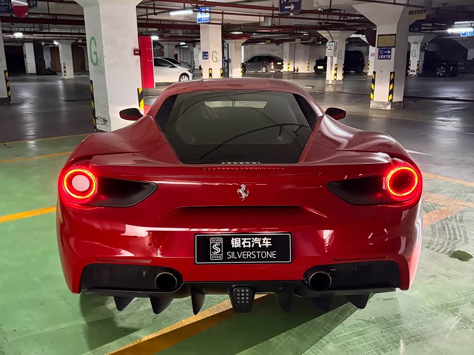 Ferrari 488