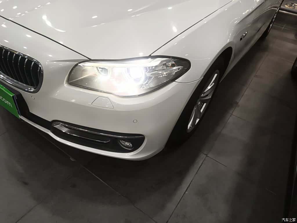 BMW 5 Series, 2015 24