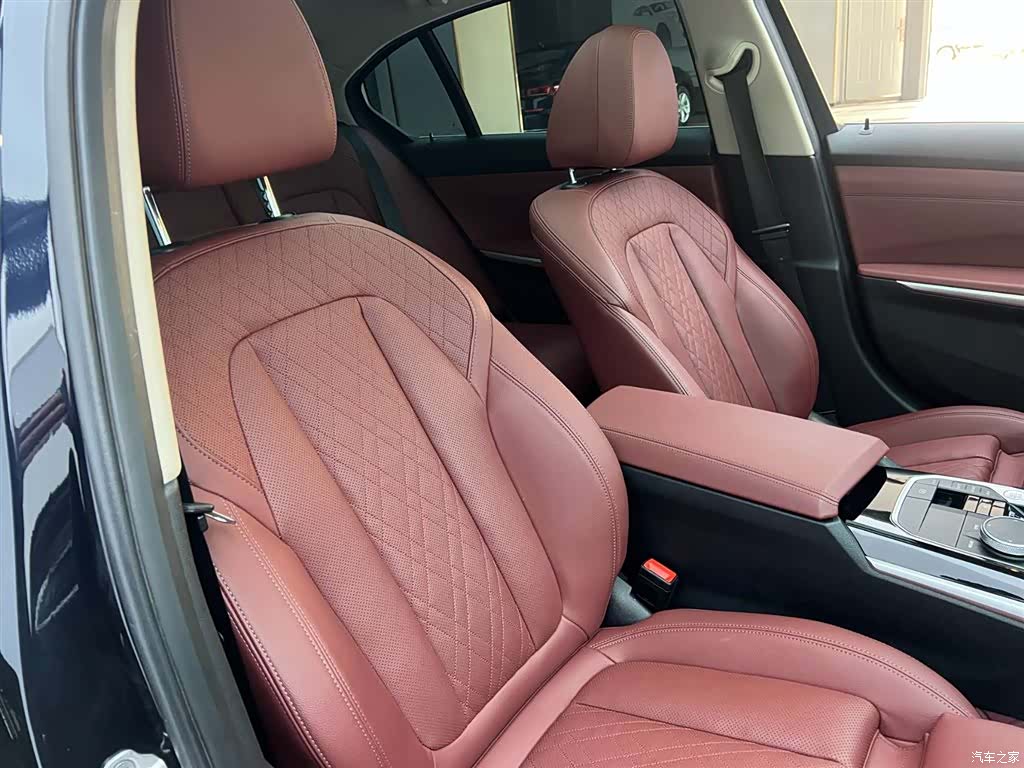 BMW 3 Series, 2023 32