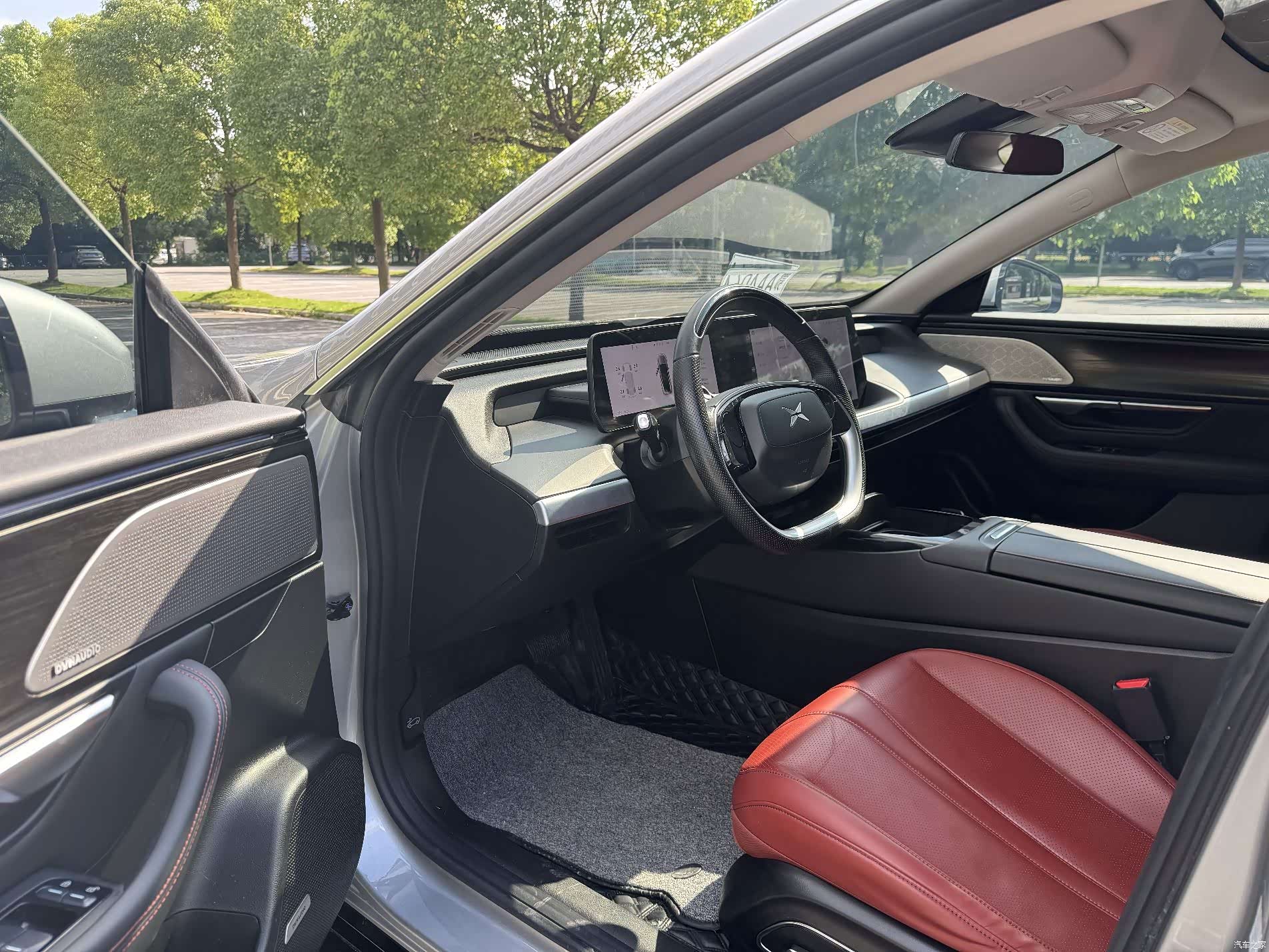 Xpeng P7, 2022 8