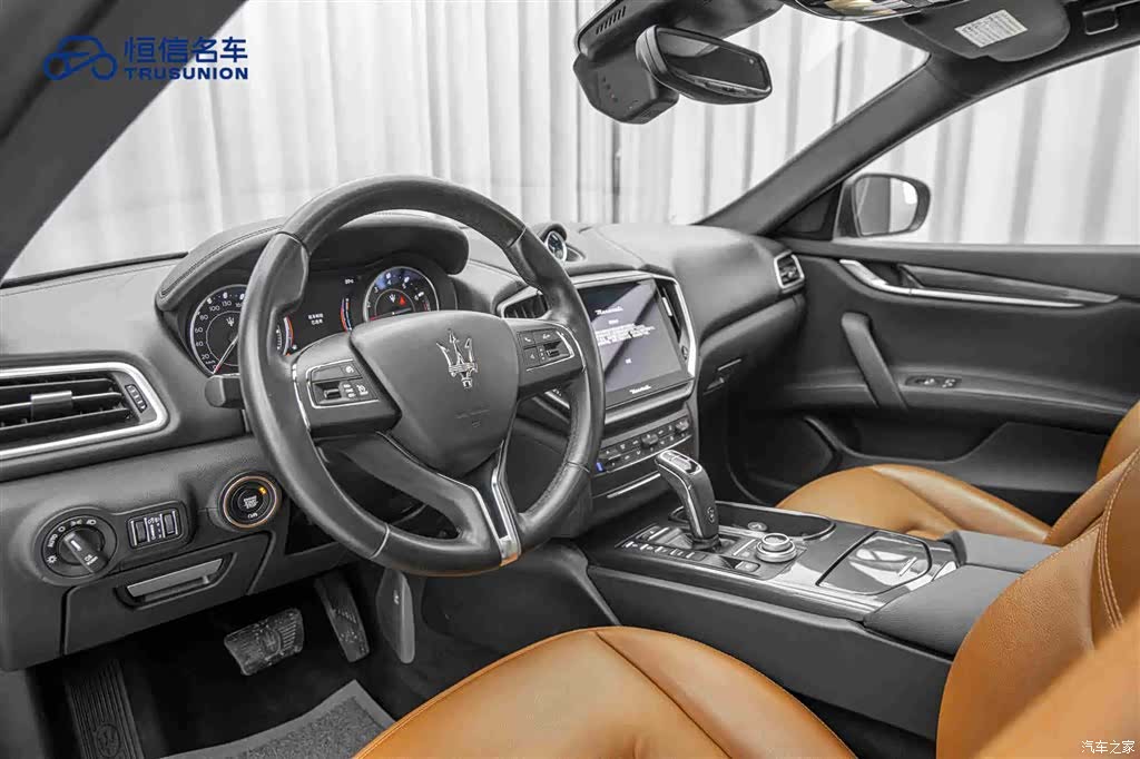 Maserati Ghibli, 2021 12