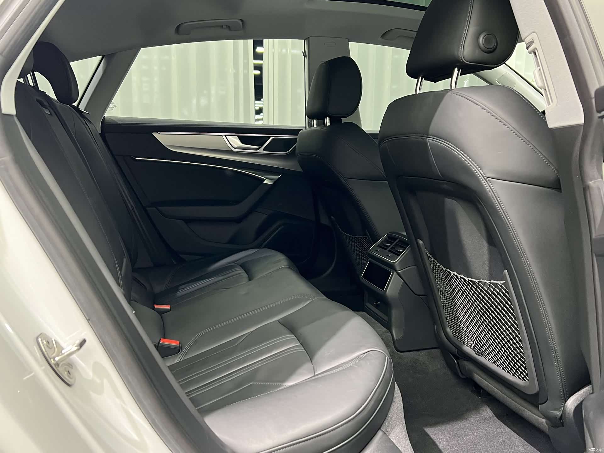 Audi A7, 2023 все фото
