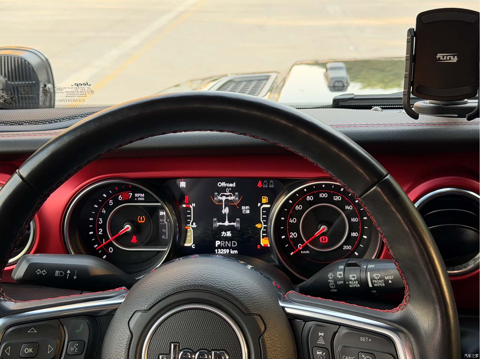 Jeep Wrangler, 2026 23