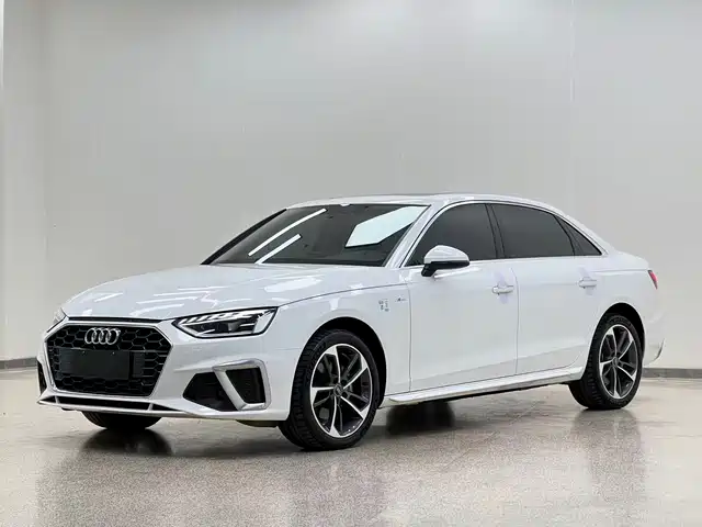 Audi A4L 2023 — купить из Китая под заказ