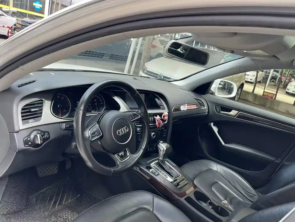 Audi A4L