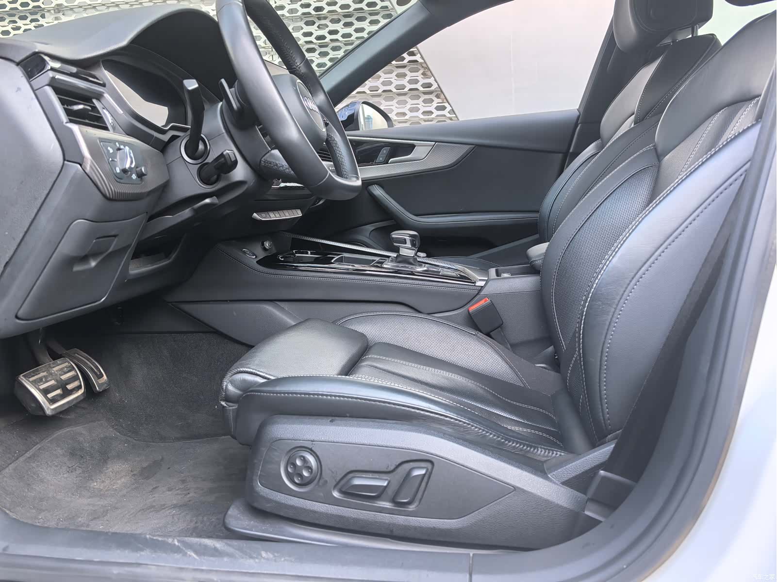 Audi A4L, 2023 7