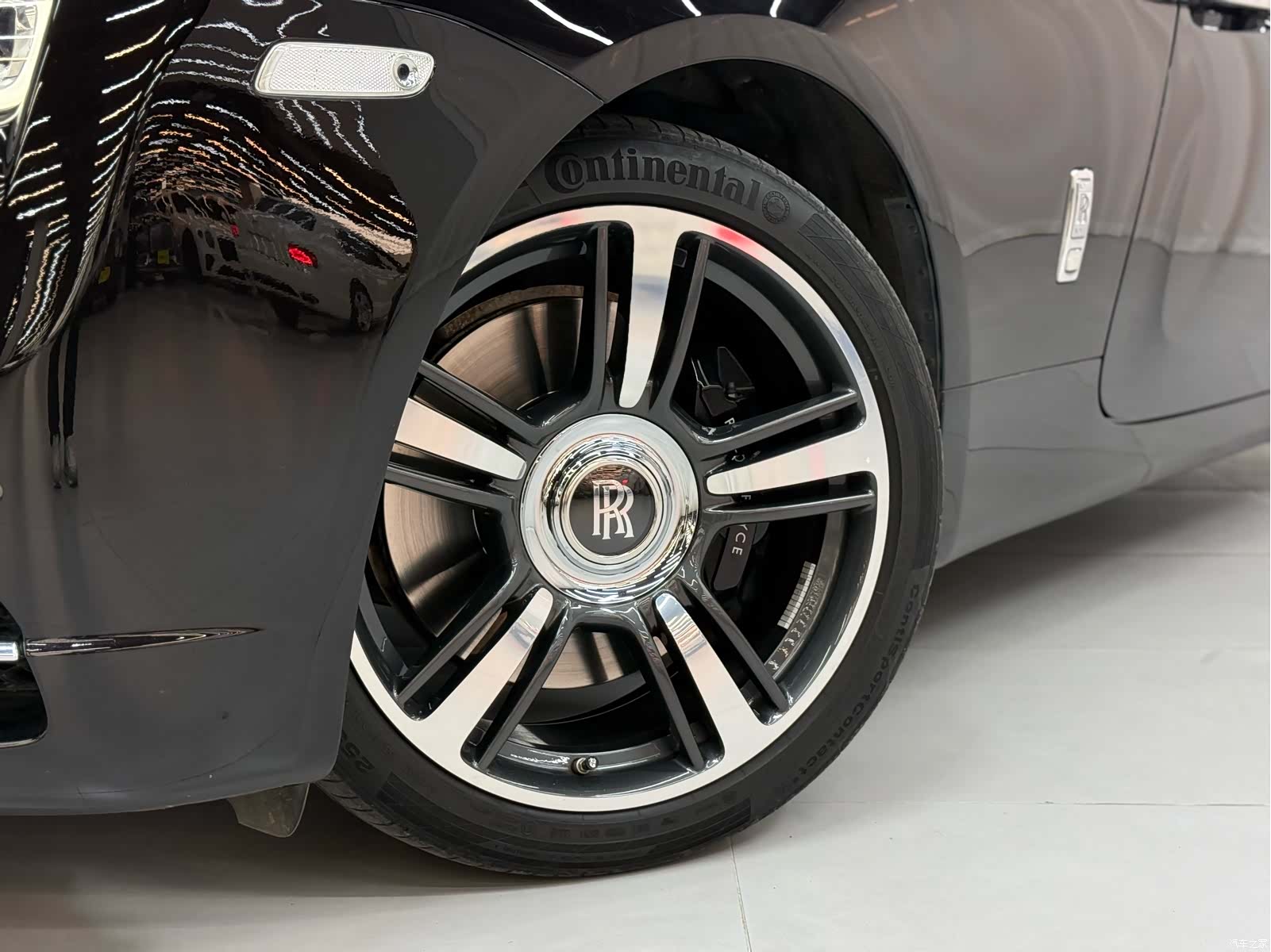 Rolls-Royce Wraith, 2020 7