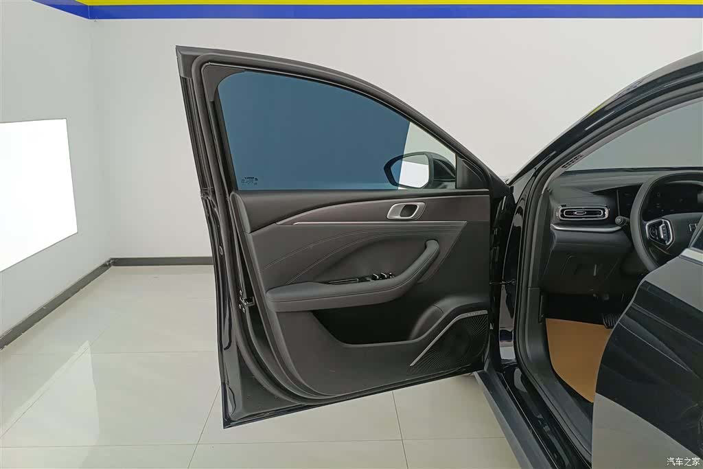 Geely 6, 2026 7