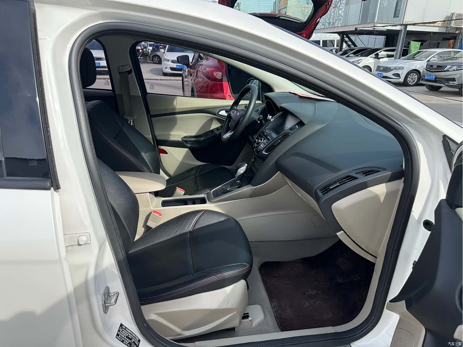 Ford Focus, 2016 10