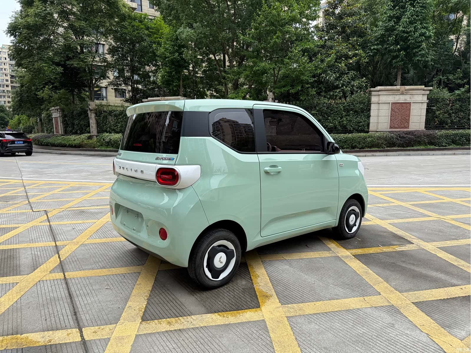 Wuling MINIEV, 2024 4