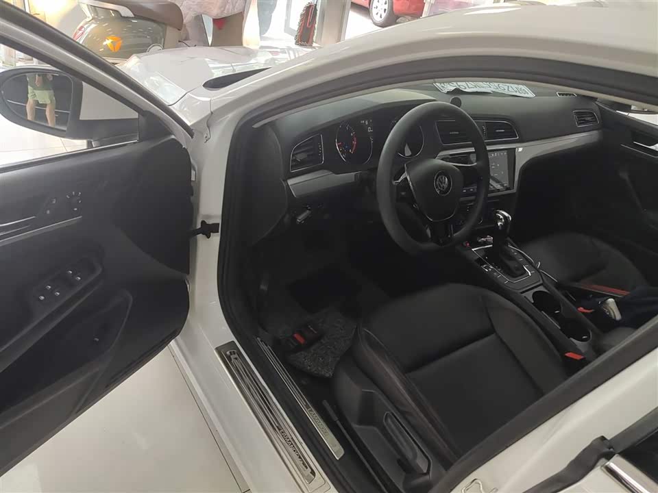 Volkswagen Lingdu