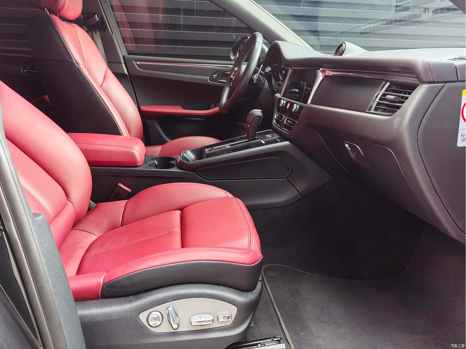Porsche Macan, 2024 21