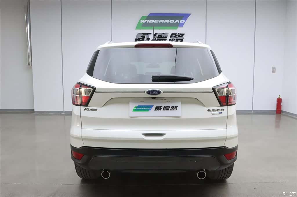 Ford Kuga, 2021 все фото