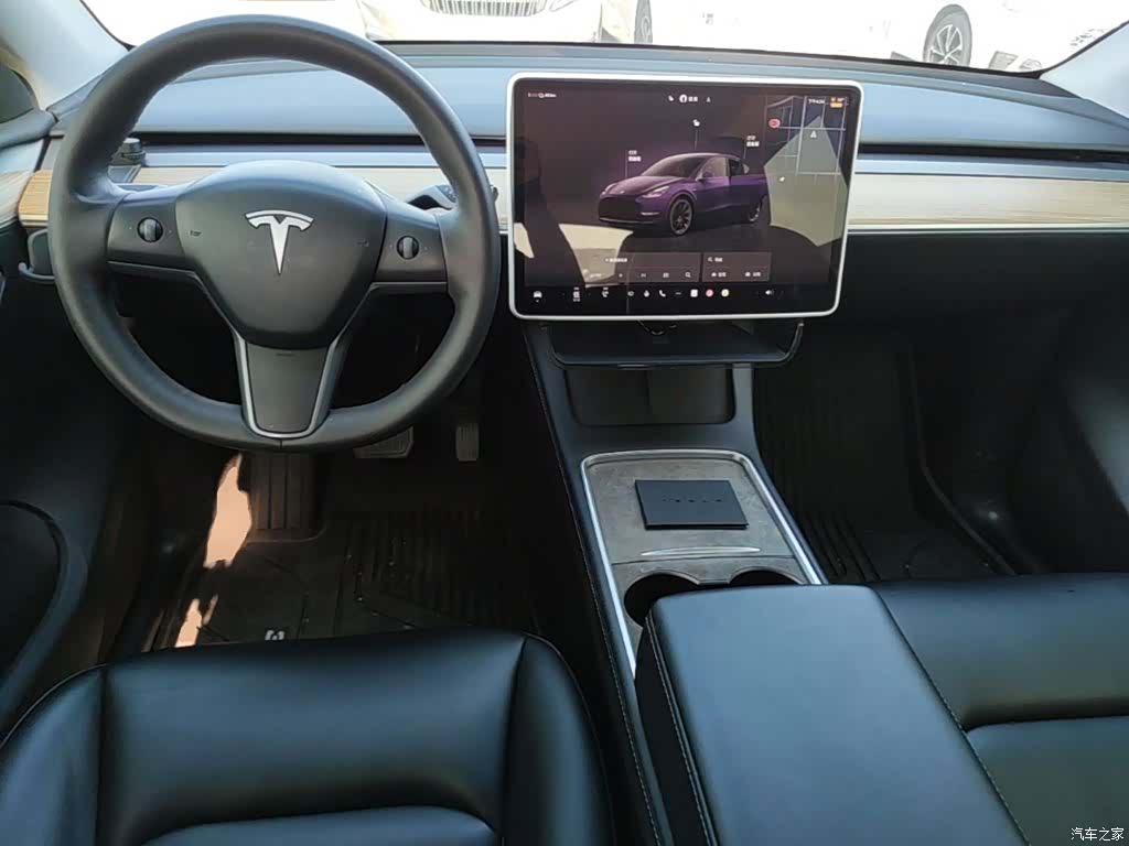 Tesla Model Y, 2022 10