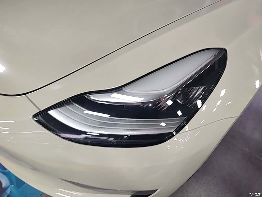 Tesla Model 3, 2020 24