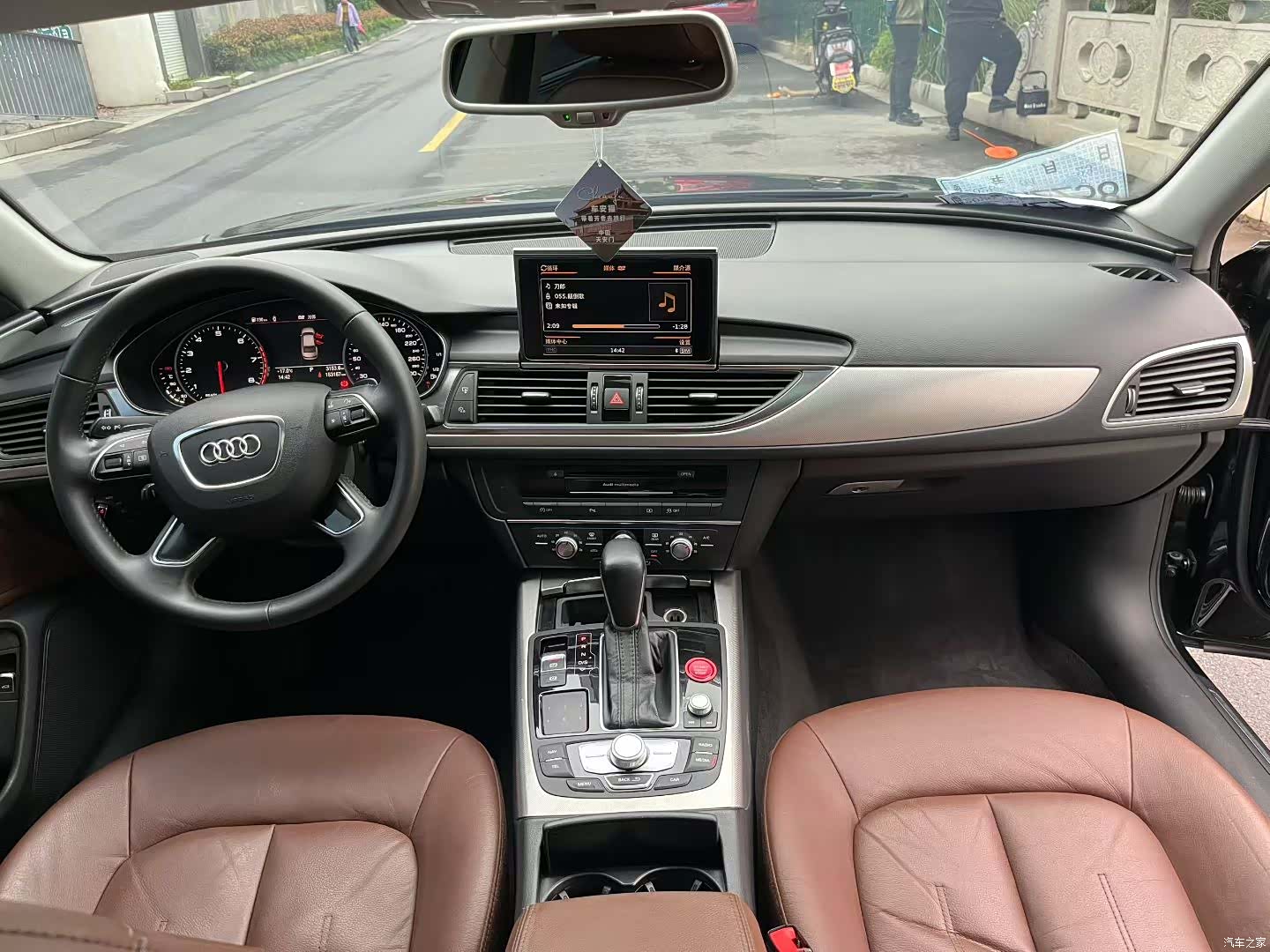 Audi A6L, 2018 9