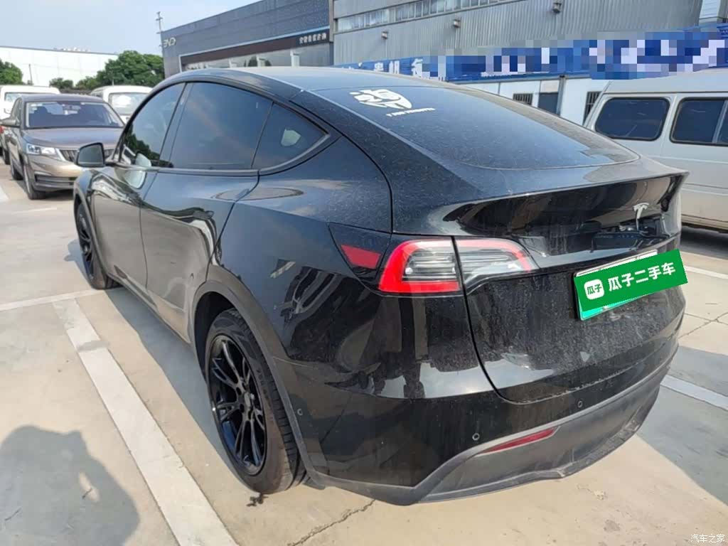 Tesla Model Y, 2022 все фото