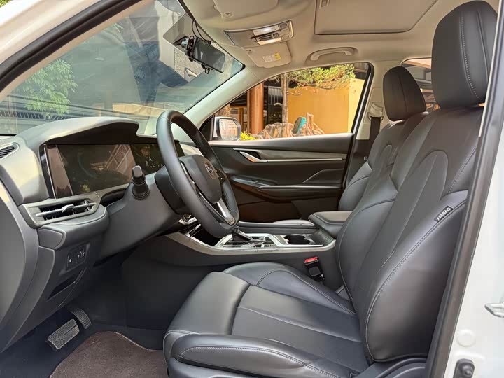 Changan CS55PLUS 2020 1.5T АКПП xuan se xing