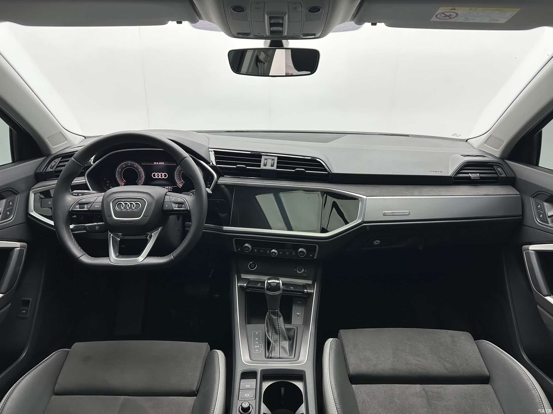 Audi Q3, 2022 7