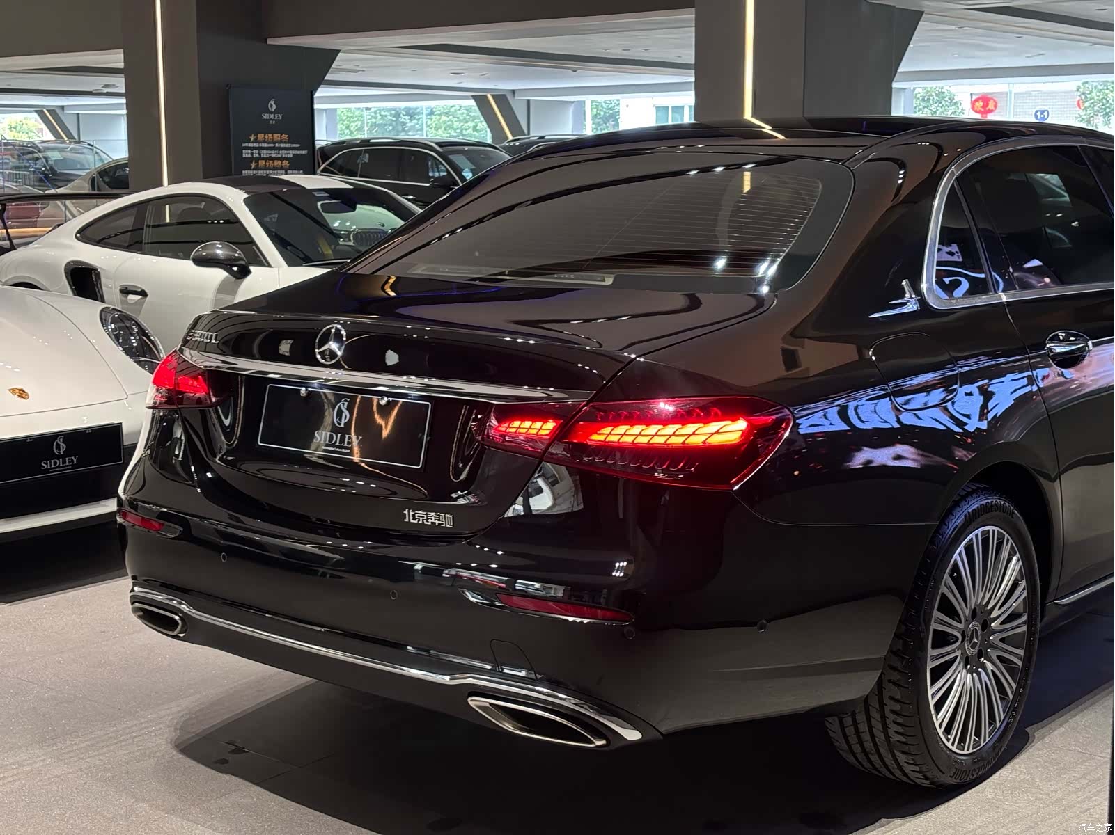 Mercedes-Benz E-Class, 2022 25