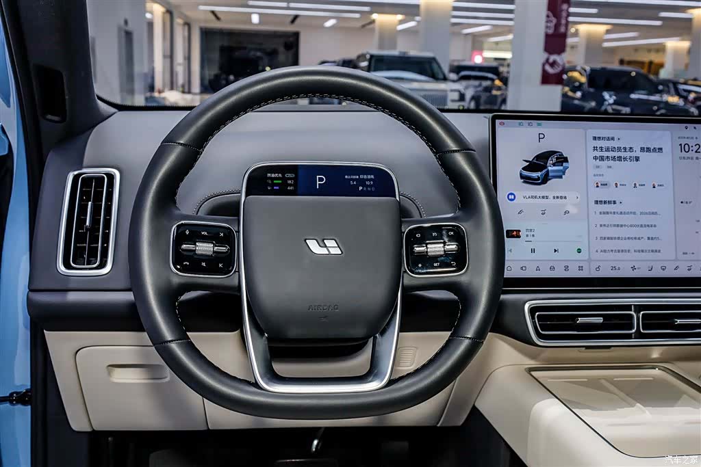 Li Auto L8, 2025 14