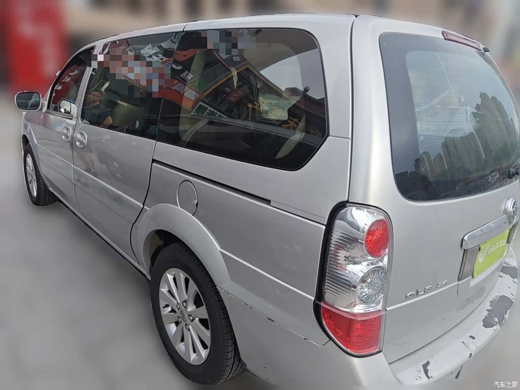 Buick GL8, 2014 4