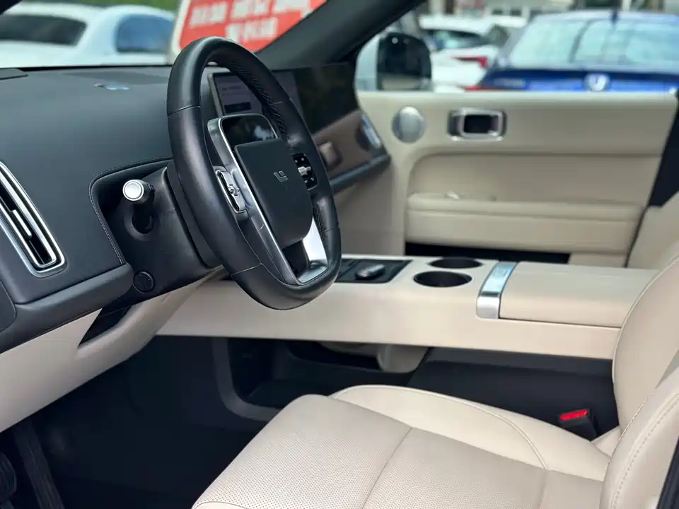 Li Auto Ideal L6