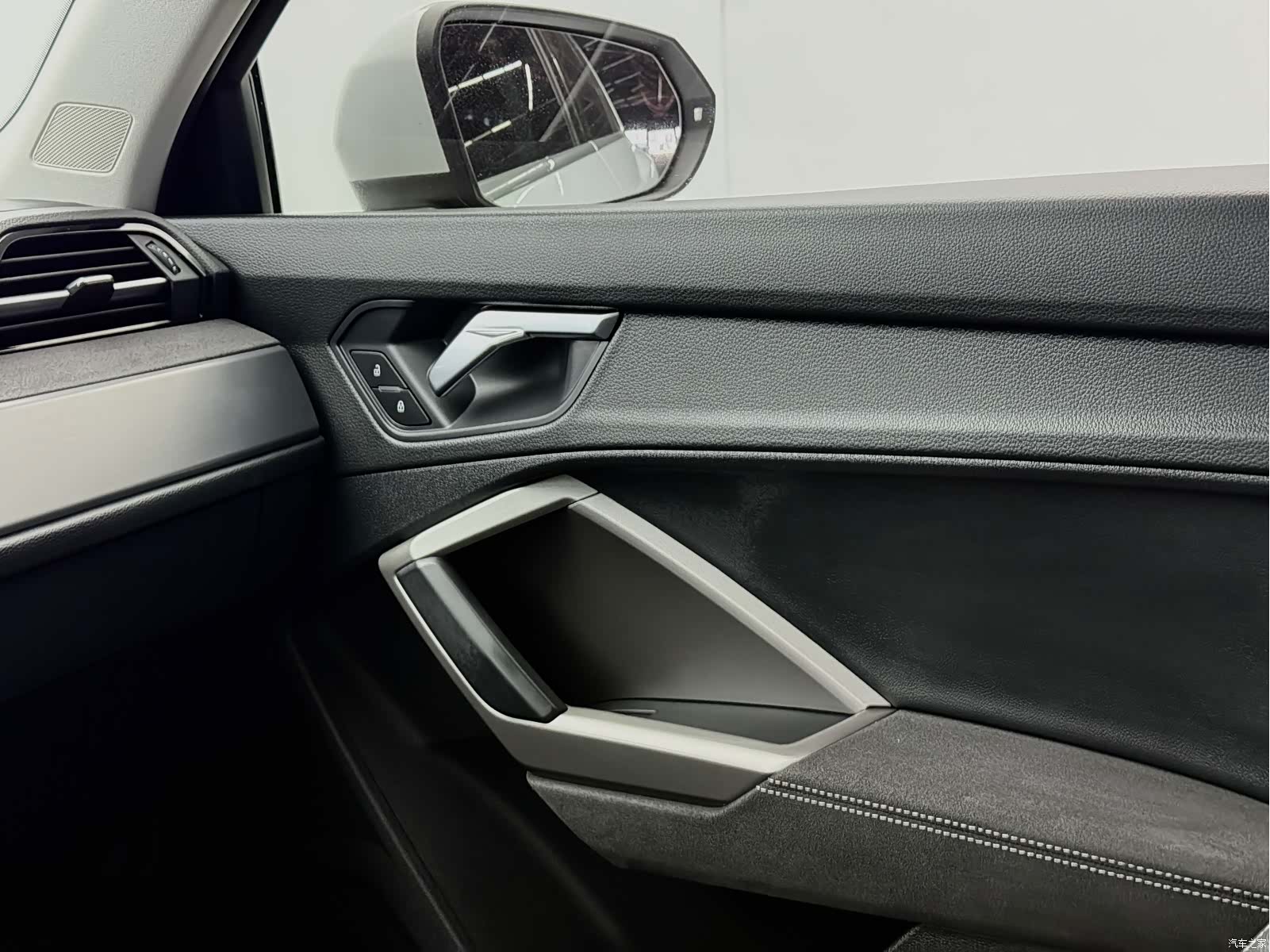 Audi Q3, 2022 17