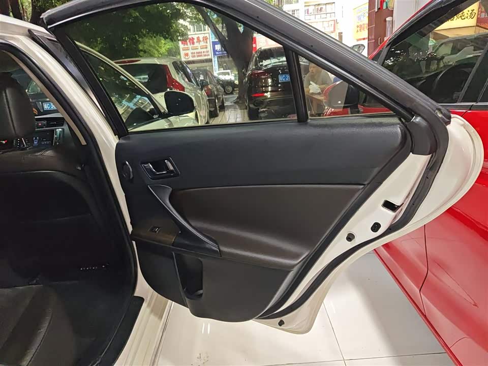 Toyota Reiz Toyota Reiz
