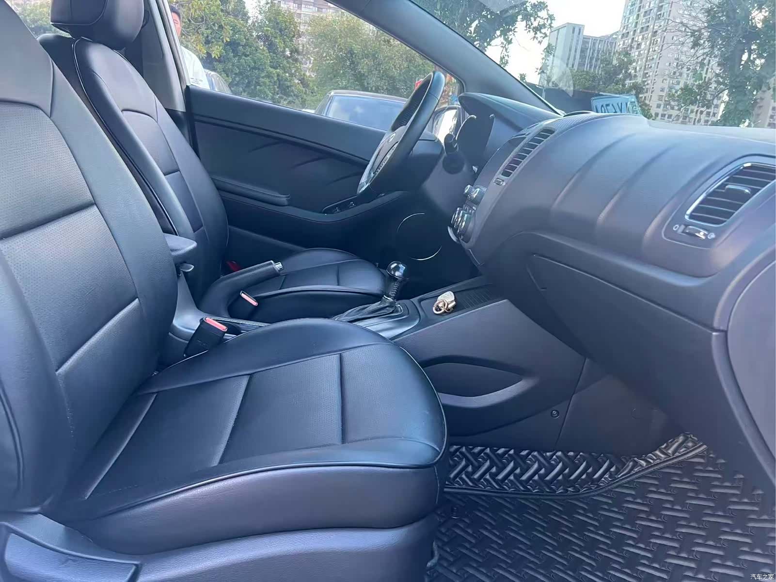 Kia K3, 2015 9