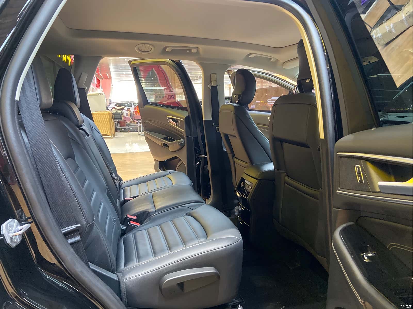Ford Edge, 2019 12