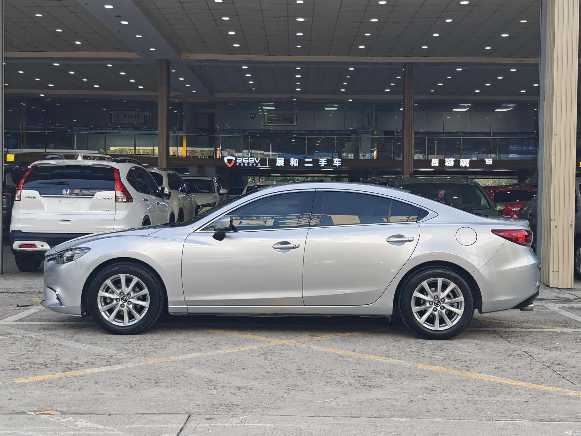 Mazda Atenza, 2018 13