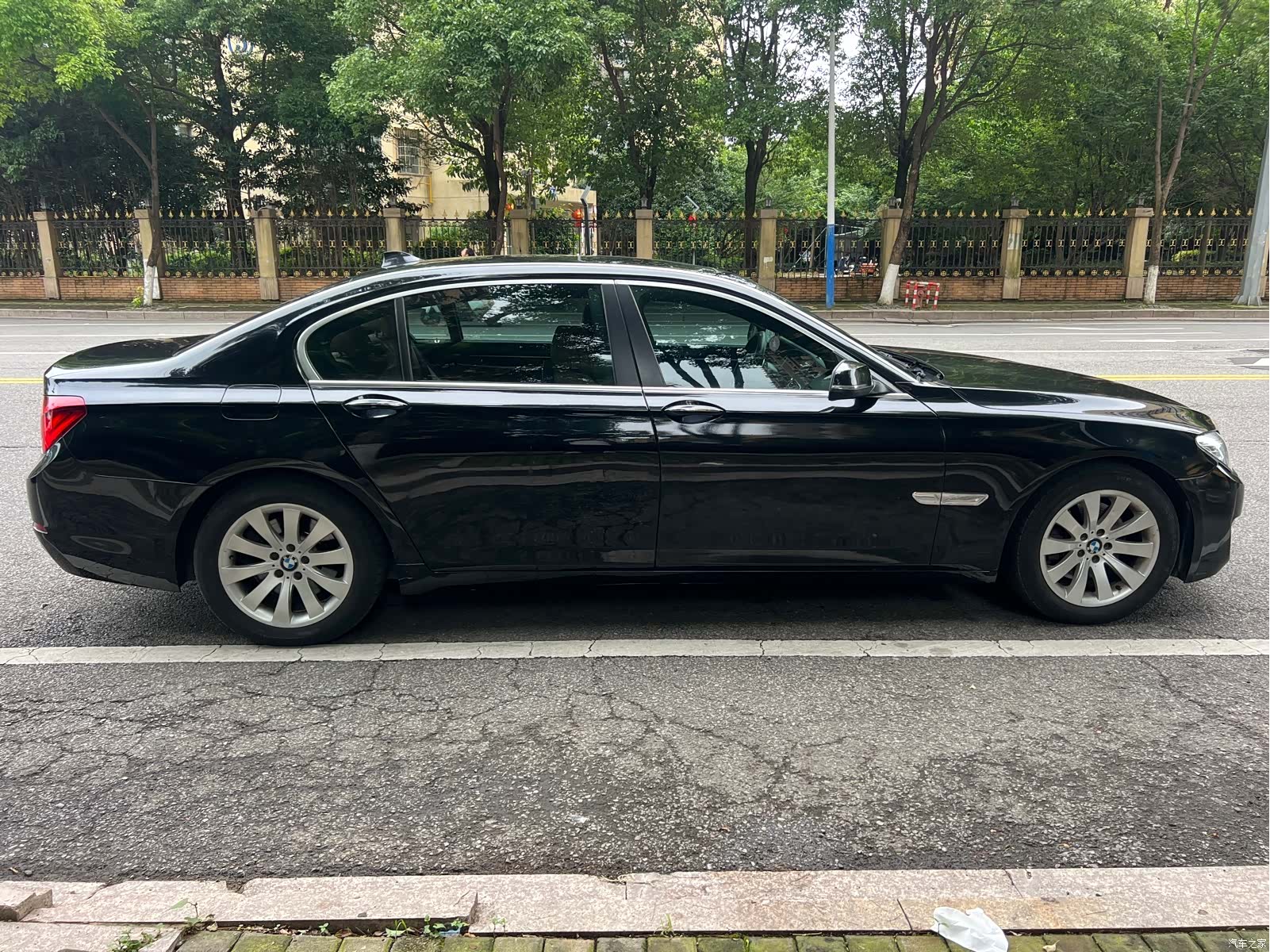 BMW 7 Series, 2013 13