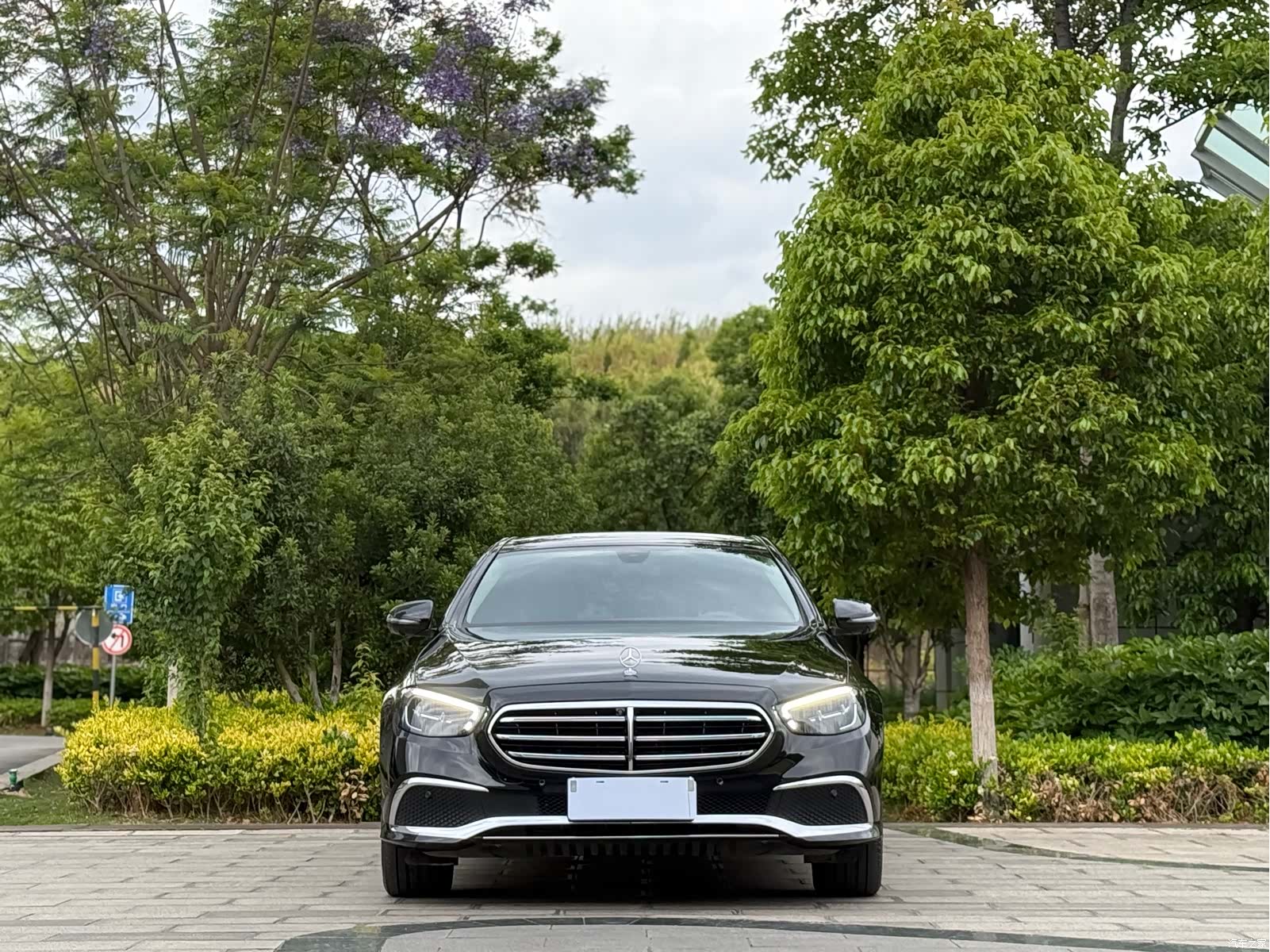 Mercedes-Benz E-Class, 2022 2