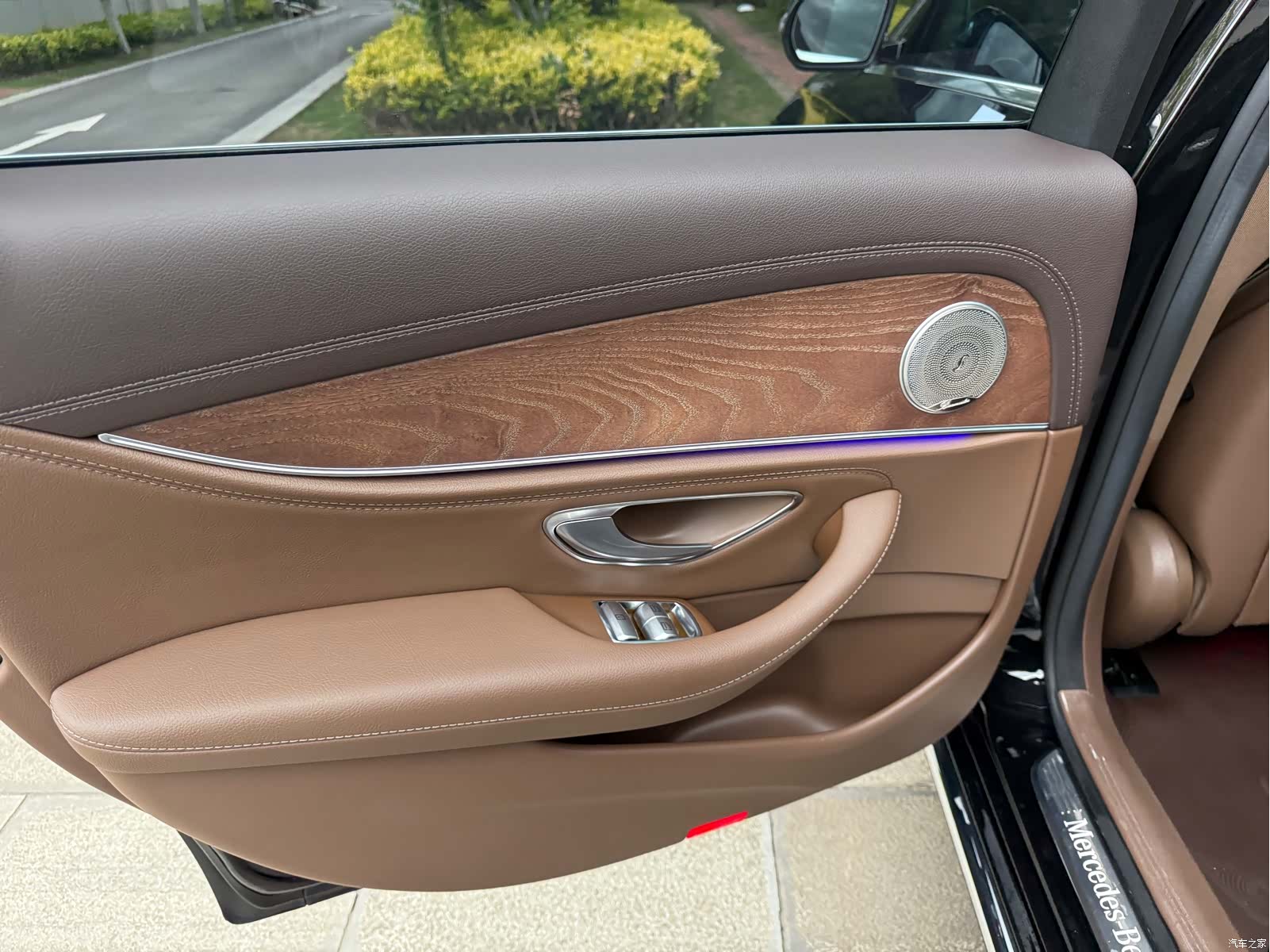 Mercedes-Benz E-Class, 2022 31