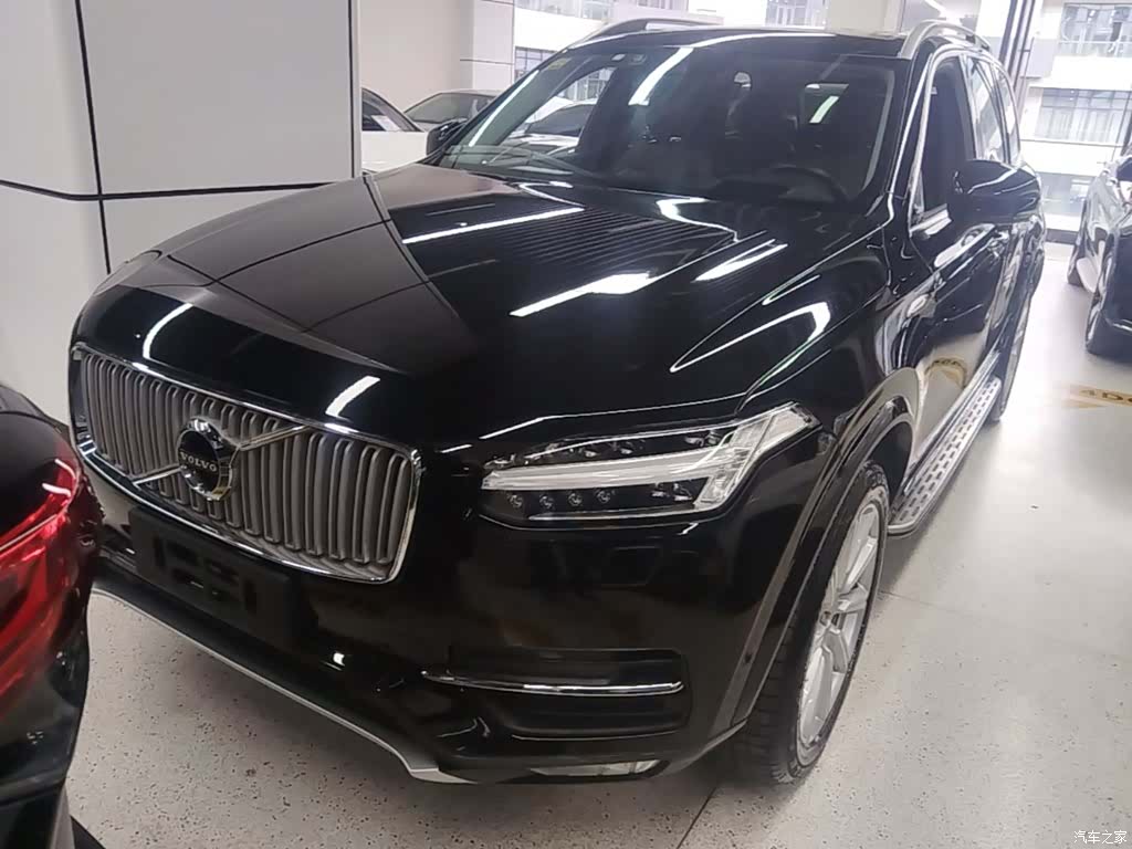 Volvo XC90, 2018 3