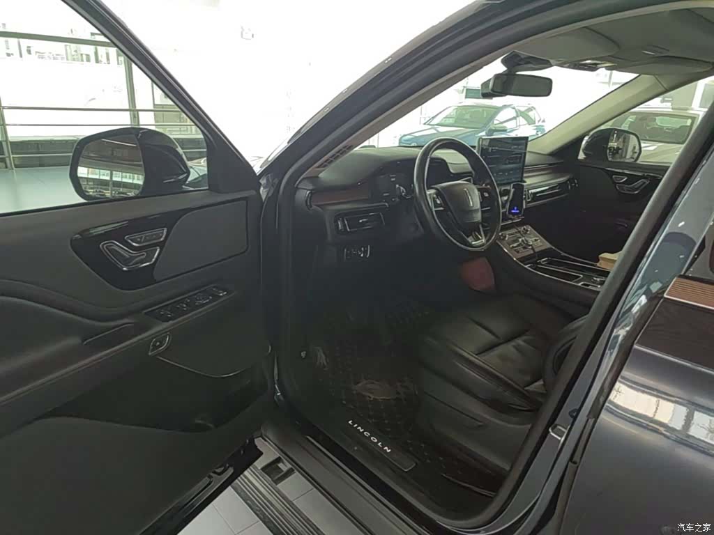 Lincoln Aviator, 2021 16