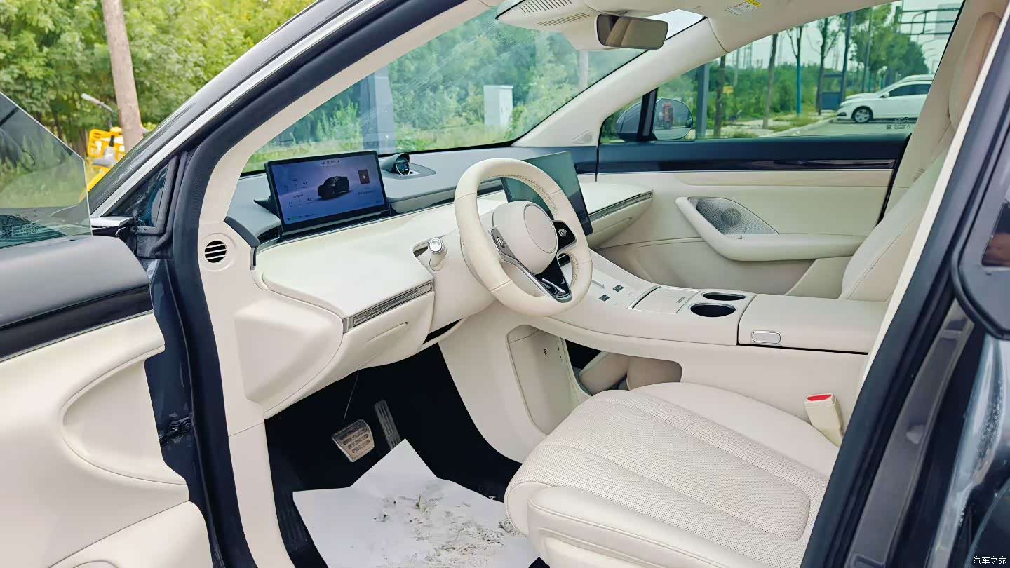 Luxeed R7, 2024 8