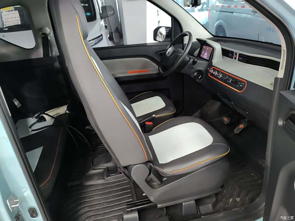 Wuling MINIEV, 2021 25
