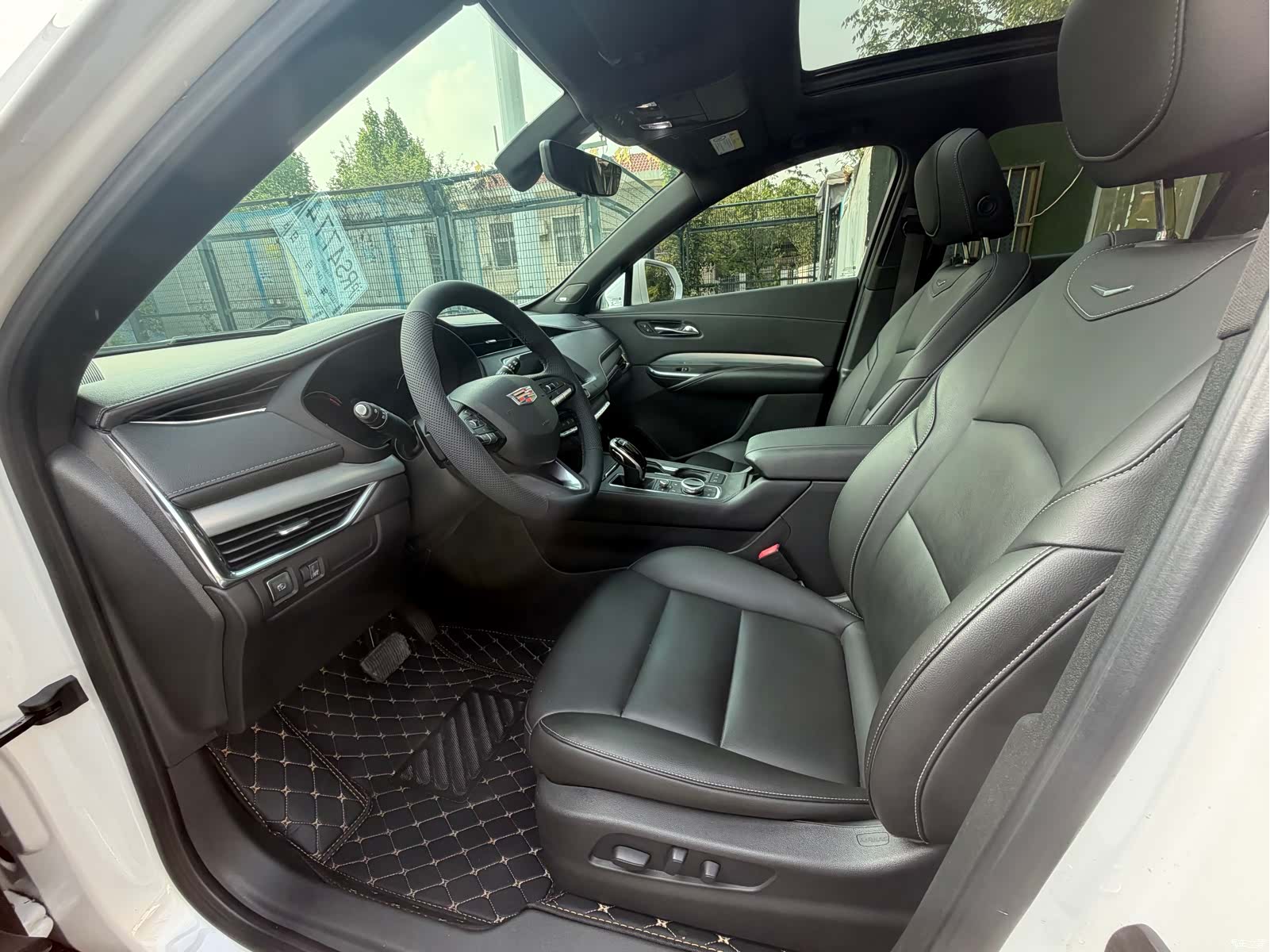 Cadillac XT4, 2020 4