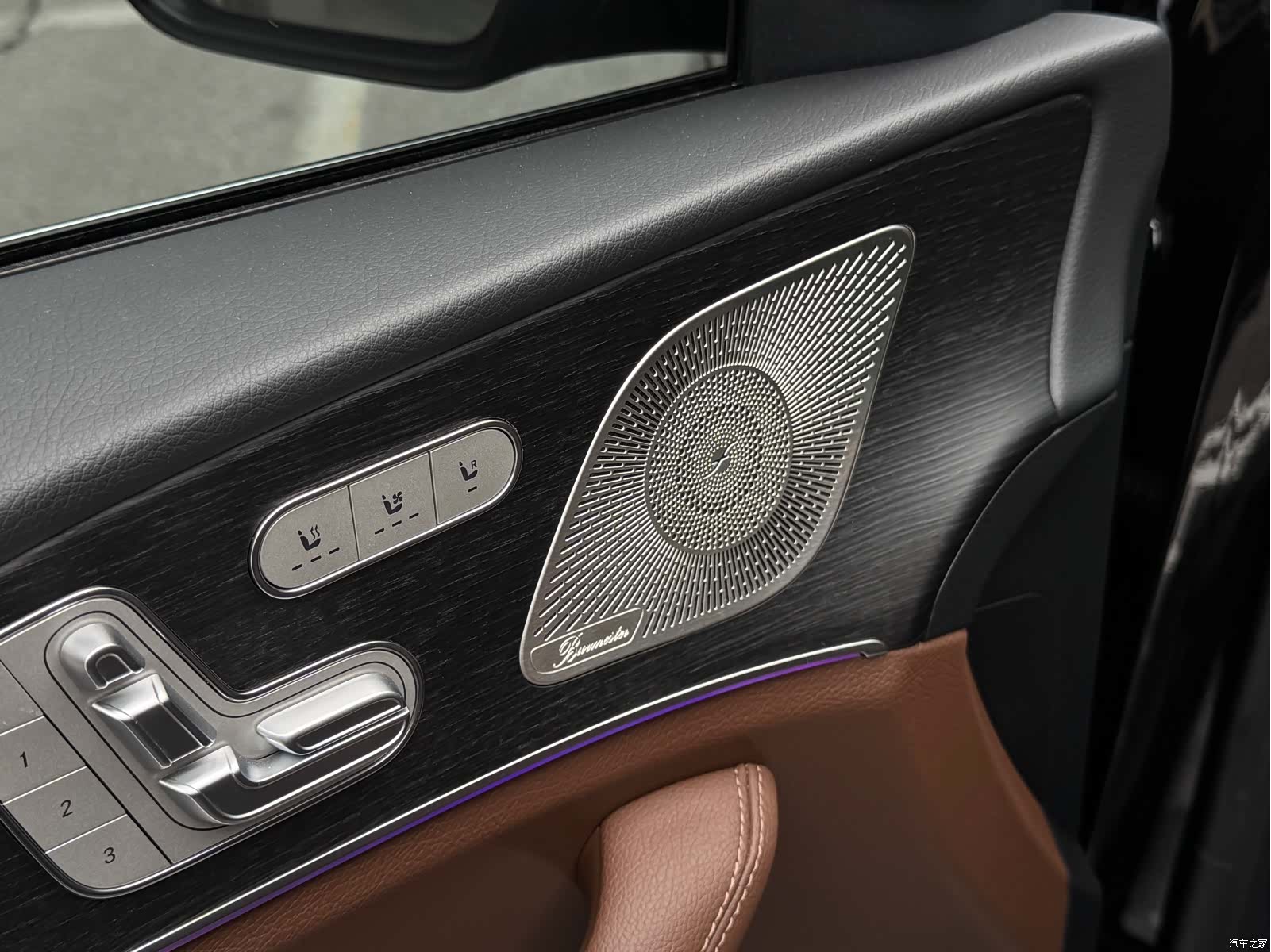 Mercedes-Benz GLE, 2024 13