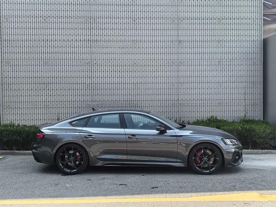 Audi RS 5