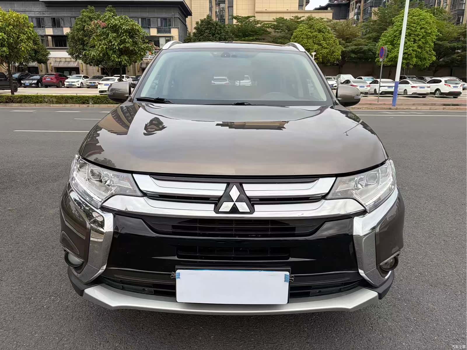 Mitsubishi Outlander, 2018 2