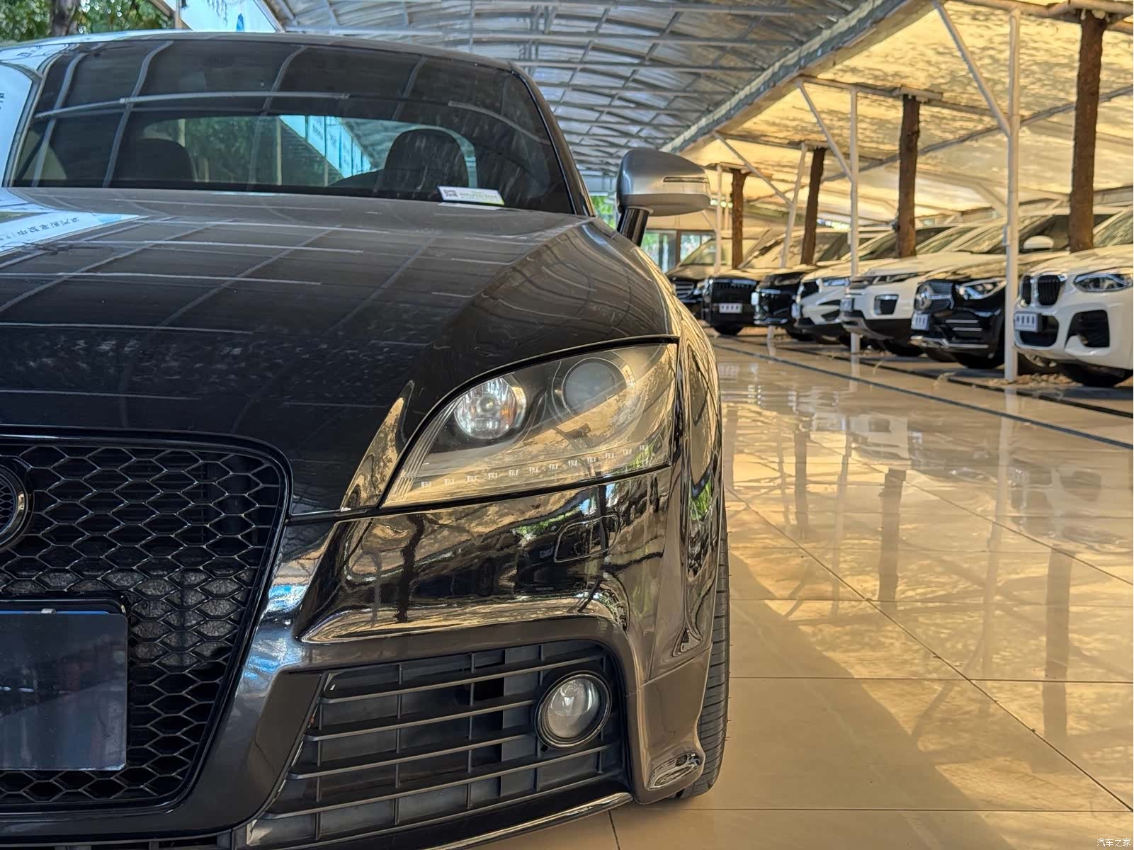 Audi TT, 2010 3