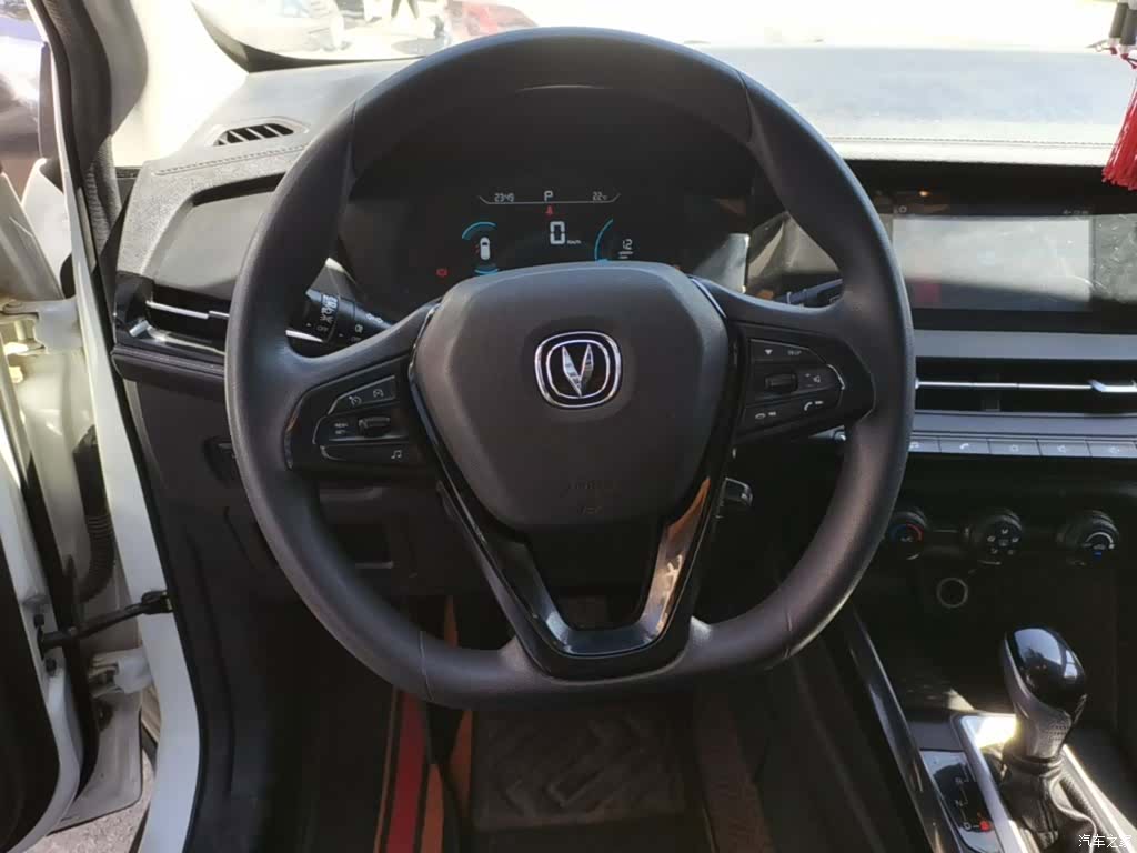 Changan CS15, 2022 11