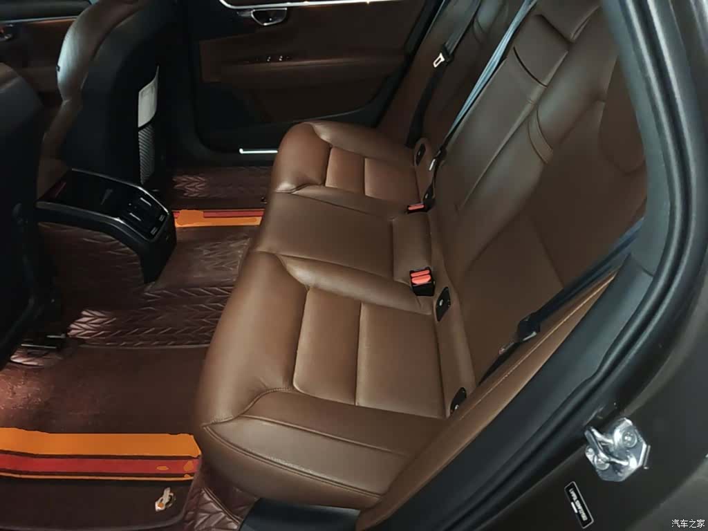 Volvo S90, 2021 17