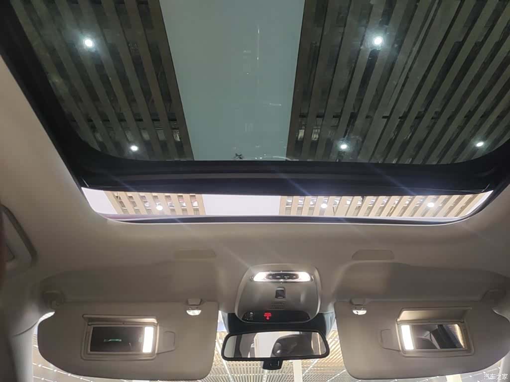 Volvo XC60, 2019 18