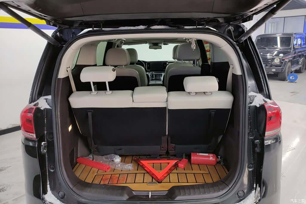 Trumpchi M8, 2021 4
